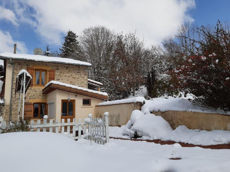 Joli Gite Rural Dans Un Havre De Paix Saint-Bonnet-le-Troncy 외부 사진