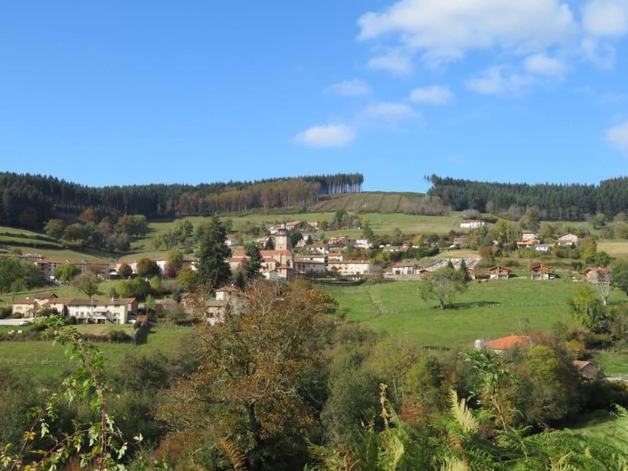 Joli Gite Rural Dans Un Havre De Paix Saint-Bonnet-le-Troncy 외부 사진