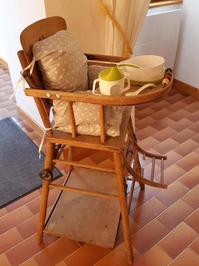 Joli Gite Rural Dans Un Havre De Paix Saint-Bonnet-le-Troncy 외부 사진